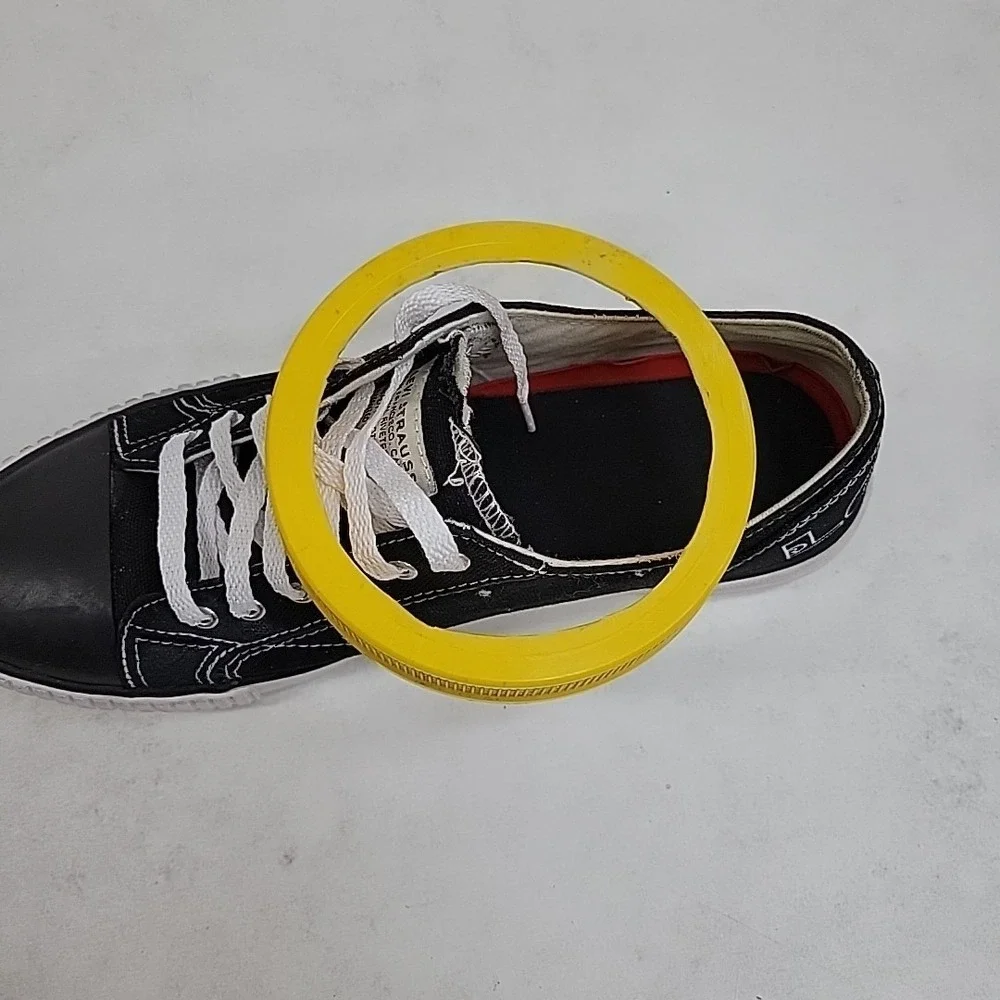 Levis Women's Size 8.5 Logo Sneakers Canvas Low-Top Shoes‎ Black/White